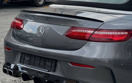 Mercedes-Benz E-Класс, 2019 год, 4 450 000 рублей, 5 фотография