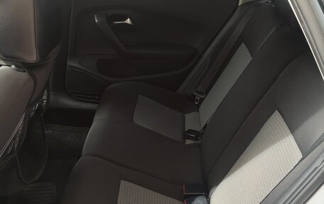 Volkswagen Polo VI (EU Market), 2012 год, 700 000 рублей, 7 фотография