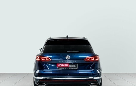 Volkswagen Touareg III, 2019 год, 5 600 000 рублей, 5 фотография