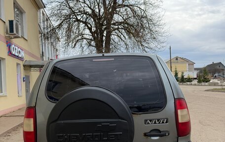 Chevrolet Niva I рестайлинг, 2004 год, 225 000 рублей, 5 фотография