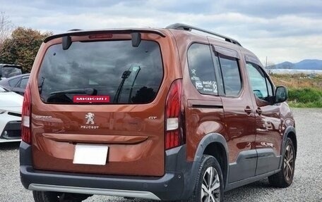 Peugeot Partner, 2022 год, 1 650 000 рублей, 3 фотография