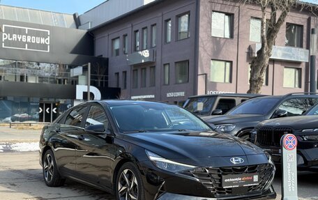 Hyundai Avante, 2022 год, 2 090 000 рублей, 3 фотография