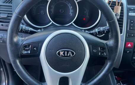 KIA Venga I, 2011 год, 850 000 рублей, 7 фотография