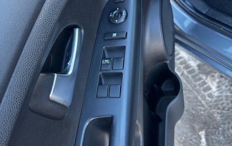 KIA Venga I, 2011 год, 850 000 рублей, 9 фотография