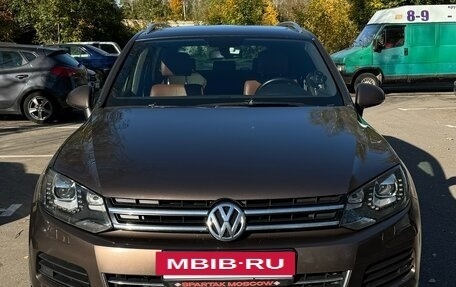 Volkswagen Touareg III, 2014 год, 2 700 000 рублей, 2 фотография