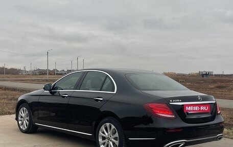 Mercedes-Benz E-Класс, 2019 год, 4 099 000 рублей, 5 фотография