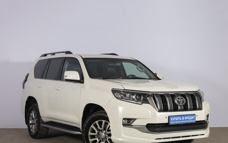 Toyota Land Cruiser Prado 150 рестайлинг 2, 2019 год, 5 399 000 рублей, 2 фотография