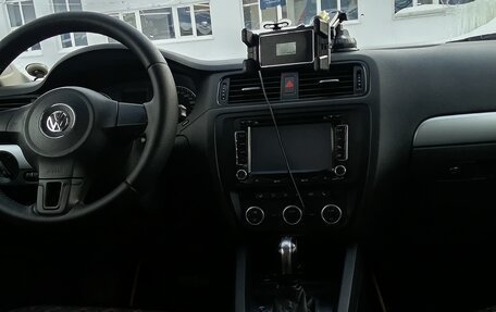 Volkswagen Jetta VI, 2012 год, 800 000 рублей, 4 фотография