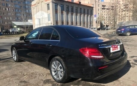 Mercedes-Benz E-Класс, 2019 год, 2 121 000 рублей, 7 фотография