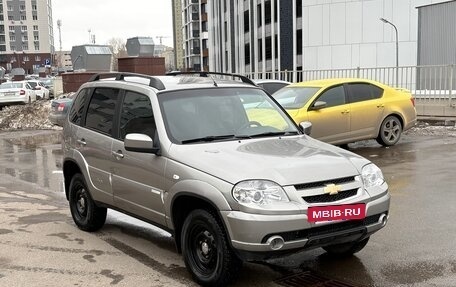 Chevrolet Niva I рестайлинг, 2012 год, 375 000 рублей, 2 фотография