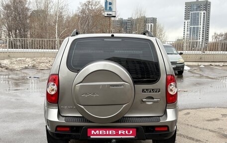Chevrolet Niva I рестайлинг, 2012 год, 375 000 рублей, 8 фотография