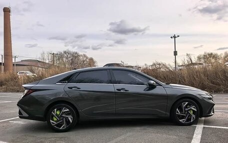 Hyundai Elantra, 2023 год, 1 850 000 рублей, 4 фотография