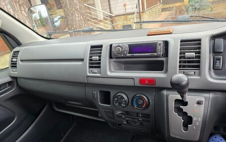 Toyota HiAce H200, 2007 год, 1 500 000 рублей, 7 фотография