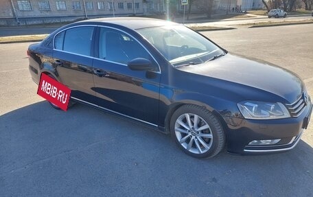 Volkswagen Passat B7, 2013 год, 930 000 рублей, 3 фотография
