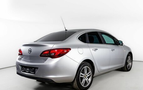 Opel Astra J, 2014 год, 915 000 рублей, 4 фотография