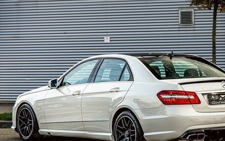 Mercedes-Benz E-Класс, 2011 год, 1 295 000 рублей, 9 фотография