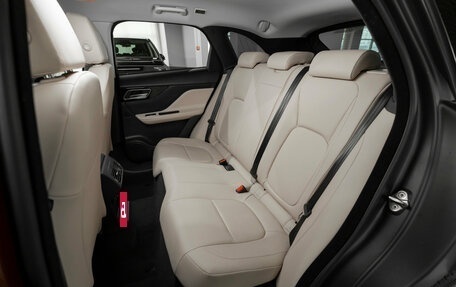 Jaguar F-Pace, 2017 год, 3 340 000 рублей, 12 фотография