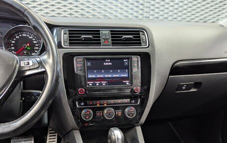 Volkswagen Jetta VI, 2017 год, 1 420 000 рублей, 18 фотография