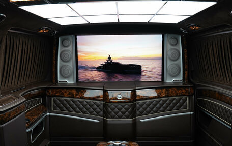 Mercedes-Benz V-Класс, 2017 год, 11 000 000 рублей, 9 фотография