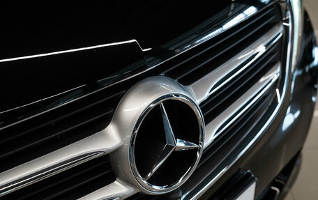 Mercedes-Benz V-Класс, 2017 год, 11 000 000 рублей, 4 фотография