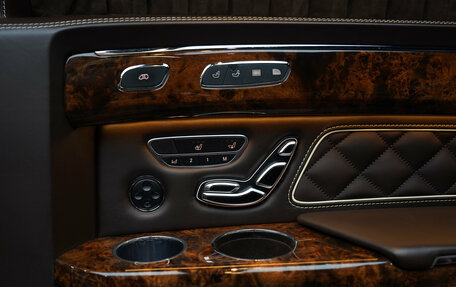 Mercedes-Benz V-Класс, 2017 год, 11 000 000 рублей, 17 фотография