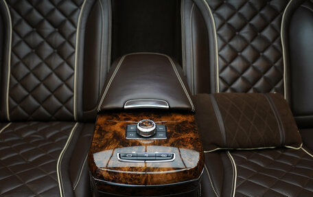 Mercedes-Benz V-Класс, 2017 год, 11 000 000 рублей, 19 фотография