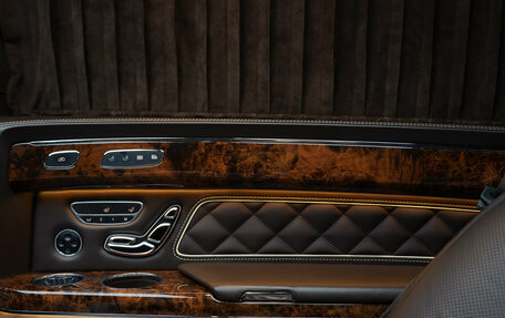 Mercedes-Benz V-Класс, 2017 год, 11 000 000 рублей, 16 фотография