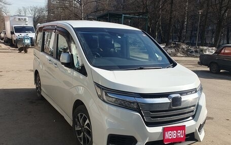 Honda Stepwgn IV, 2021 год, 3 250 000 рублей, 1 фотография