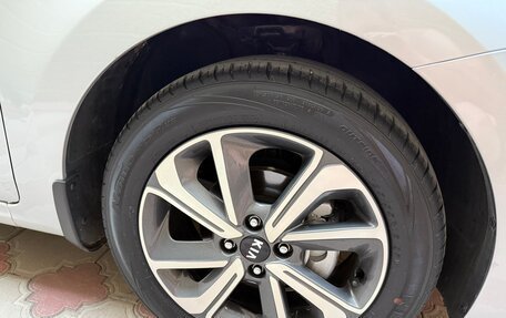 KIA Rio IV, 2018 год, 1 750 000 рублей, 8 фотография