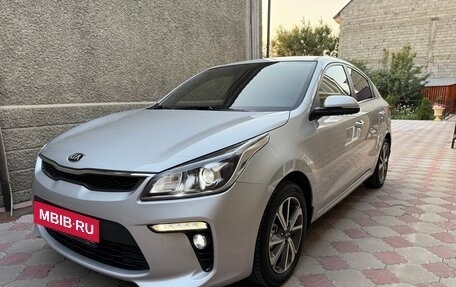 KIA Rio IV, 2018 год, 1 750 000 рублей, 3 фотография