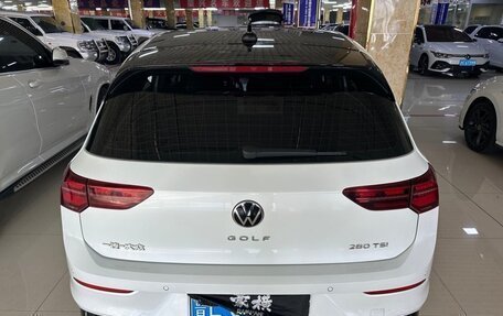 Volkswagen Golf VIII, 2022 год, 2 150 000 рублей, 5 фотография