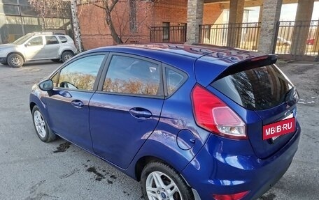 Ford Fiesta, 2016 год, 820 000 рублей, 5 фотография