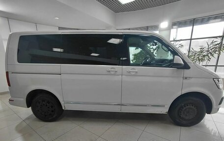 Volkswagen Caravelle T6 рестайлинг, 2018 год, 2 850 000 рублей, 4 фотография