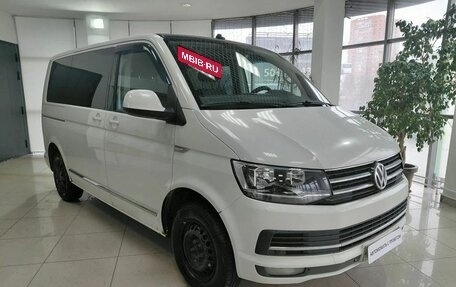 Volkswagen Caravelle T6 рестайлинг, 2018 год, 2 850 000 рублей, 3 фотография