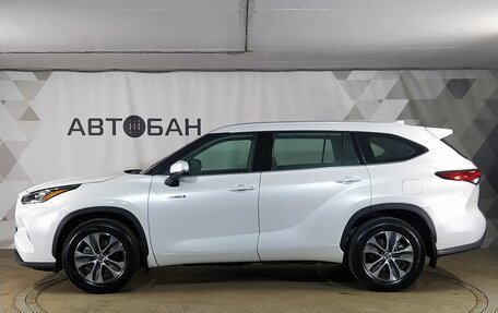 Toyota Highlander, 2022 год, 4 300 000 рублей, 4 фотография