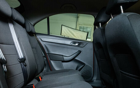 Skoda Rapid I, 2014 год, 1 099 000 рублей, 11 фотография