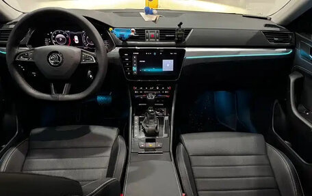 Skoda Superb III рестайлинг, 2023 год, 2 228 810 рублей, 9 фотография