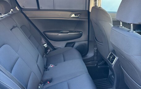 KIA Sportage IV рестайлинг, 2017 год, 1 900 000 рублей, 2 фотография