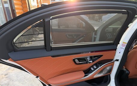 Mercedes-Benz S-Класс, 2022 год, 15 000 000 рублей, 18 фотография