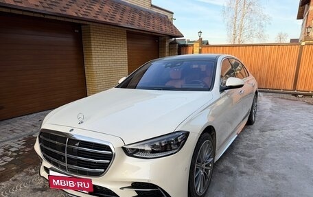 Mercedes-Benz S-Класс, 2022 год, 15 000 000 рублей, 3 фотография