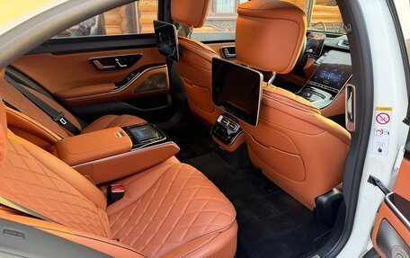 Mercedes-Benz S-Класс, 2022 год, 15 000 000 рублей, 24 фотография