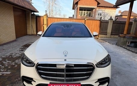 Mercedes-Benz S-Класс, 2022 год, 15 000 000 рублей, 2 фотография