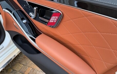 Mercedes-Benz S-Класс, 2022 год, 15 000 000 рублей, 29 фотография