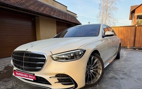 Mercedes-Benz S-Класс, 2022 год, 15 000 000 рублей, 36 фотография