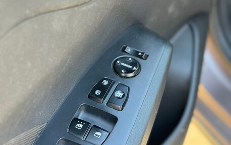 Hyundai Solaris II рестайлинг, 2019 год, 1 230 000 рублей, 11 фотография