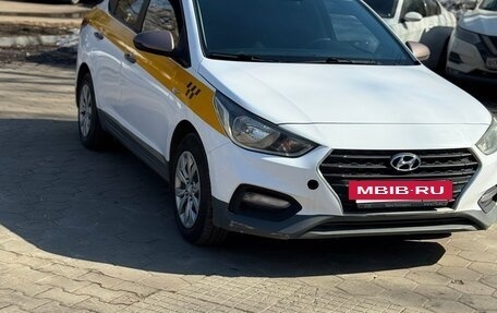 Hyundai Solaris II рестайлинг, 2019 год, 1 230 000 рублей, 2 фотография