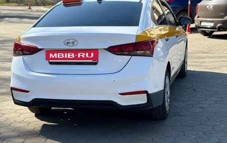 Hyundai Solaris II рестайлинг, 2019 год, 1 230 000 рублей, 4 фотография