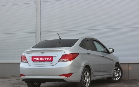 Hyundai Solaris II рестайлинг, 2015 год, 967 000 рублей, 2 фотография