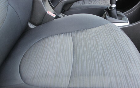 Hyundai Solaris II рестайлинг, 2015 год, 967 000 рублей, 15 фотография