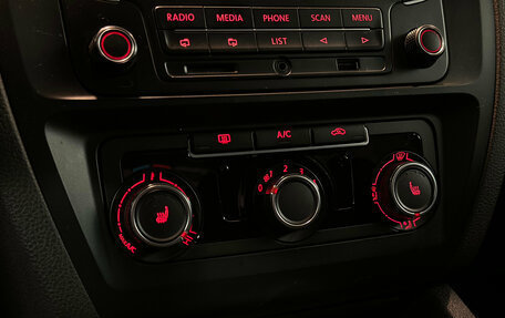 Volkswagen Jetta VI, 2015 год, 1 000 000 рублей, 15 фотография